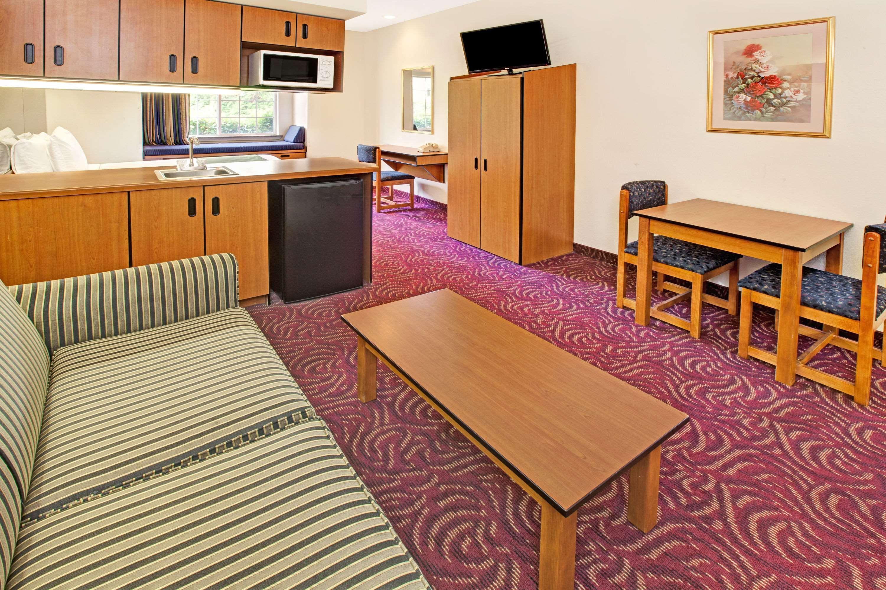 Econo Lodge Inn & Suites Mesquite - Dallas East Экстерьер фото