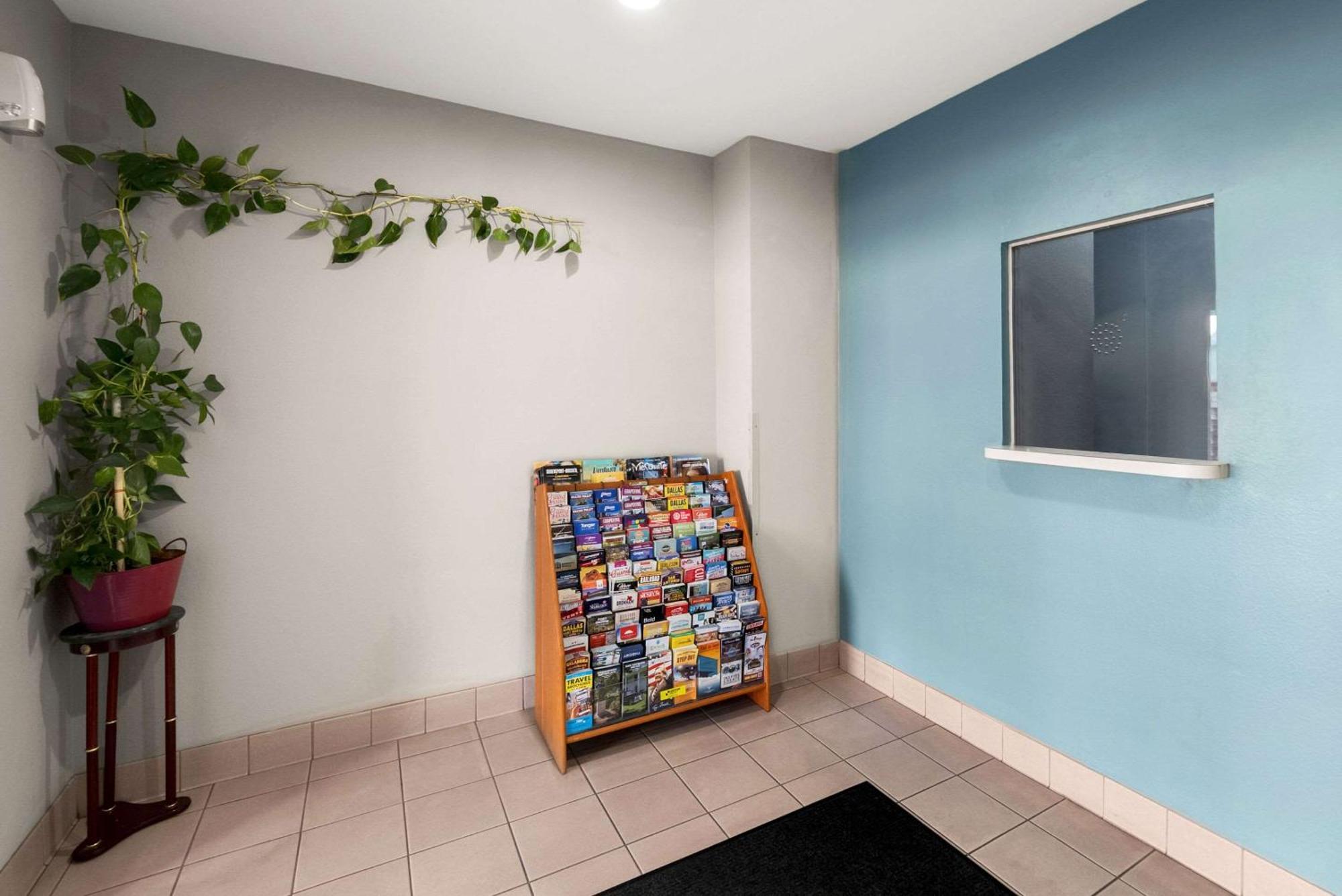 Econo Lodge Inn & Suites Mesquite - Dallas East Экстерьер фото
